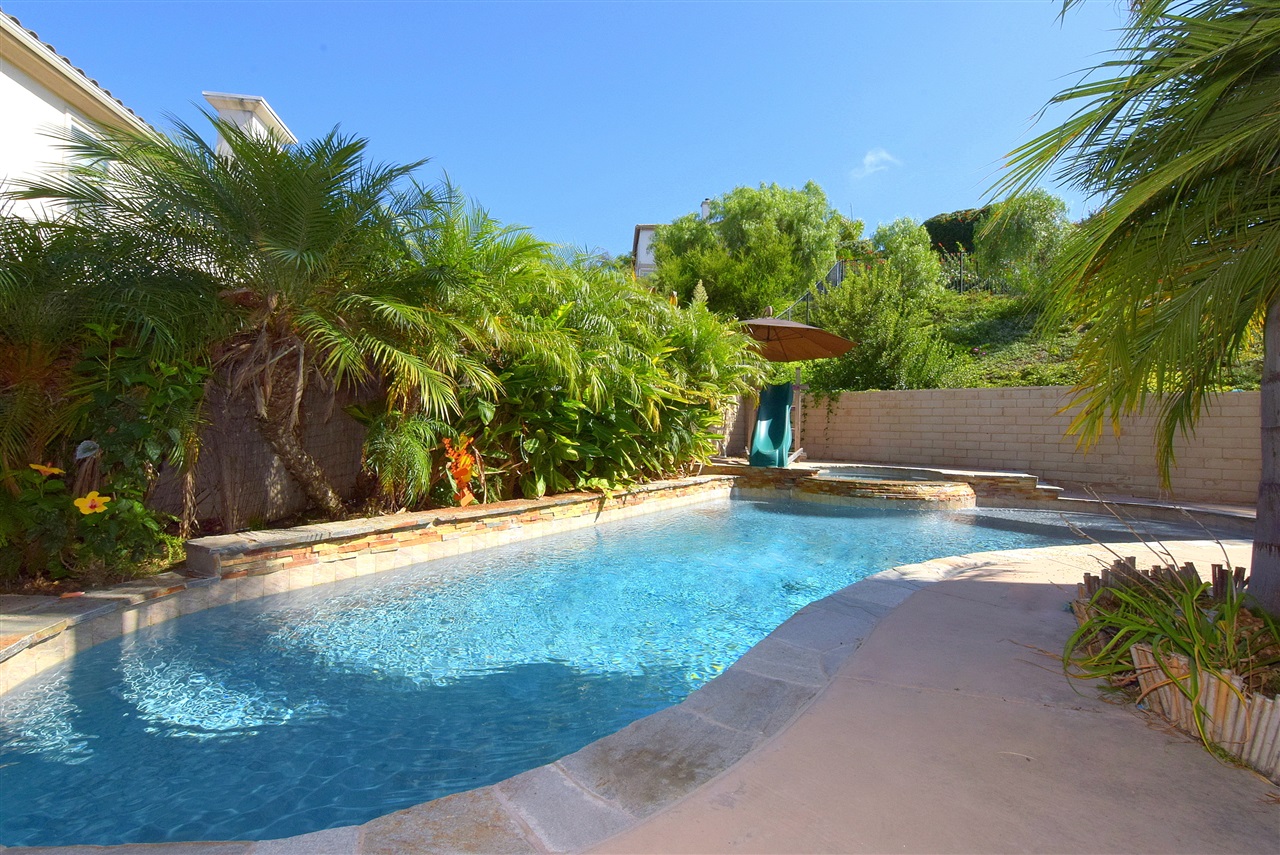1265 Belleflower Road Carlsbad, CA 92011 - Photo 3 of 19 Gallery Image 3