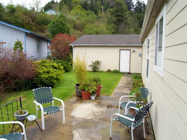 94415 Quarry Road Gold Beach, OR 97444 - Photo 4 of 16 Gallery Image 4