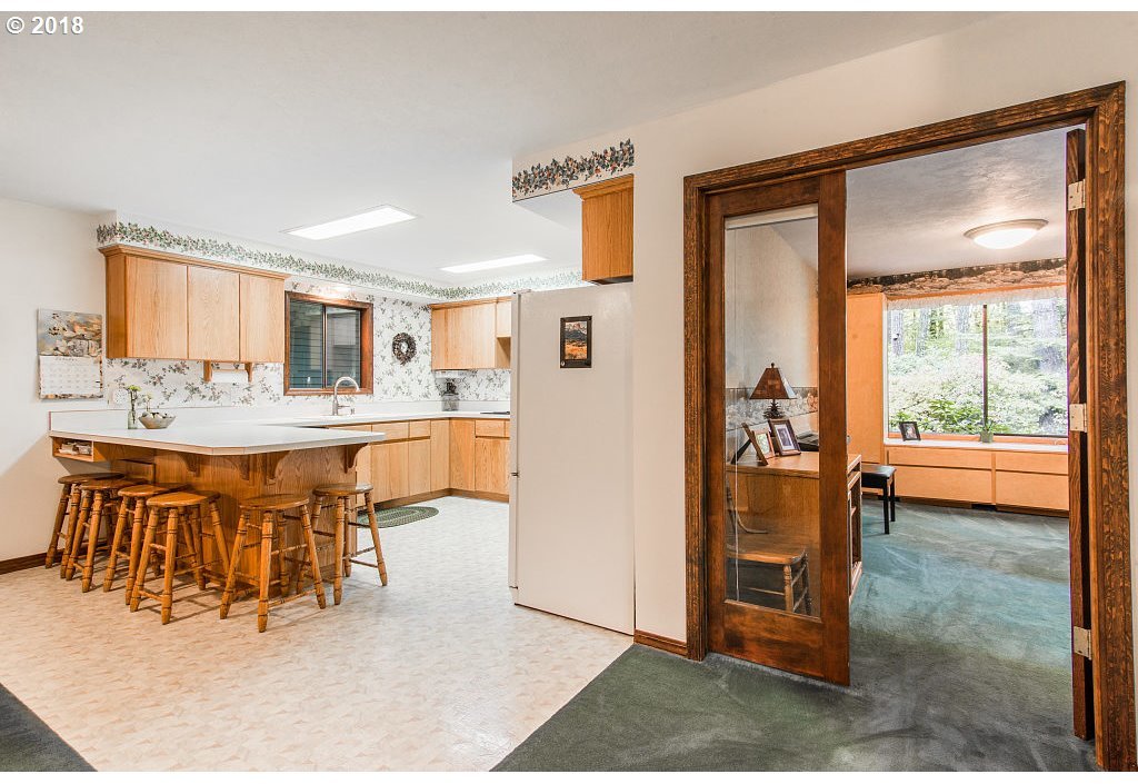 405 Reuben Boise Road Dallas, OR 97338 - Photo 10 of 32