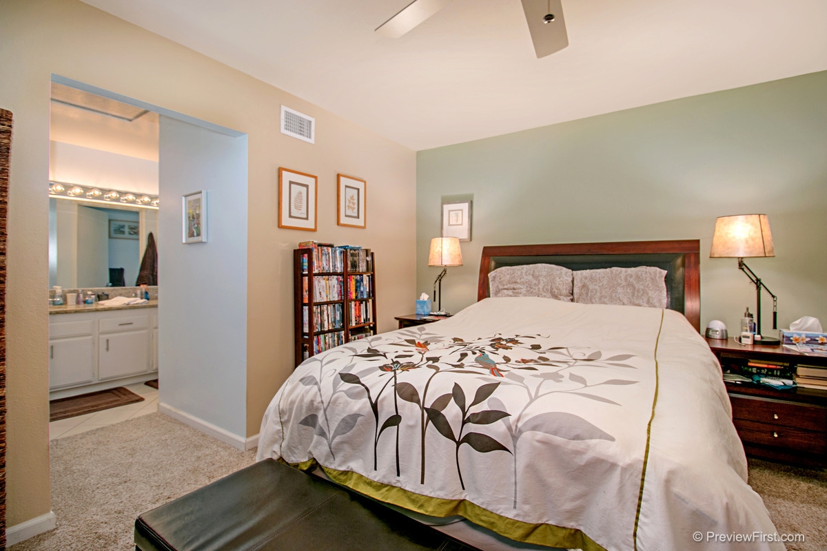 3121 Evening Way, Unit C La Jolla, CA 92037 - Photo 11 of 24