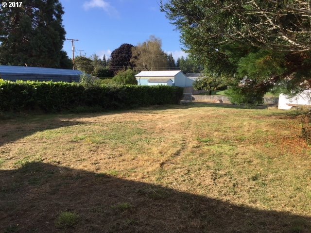 2689 Bowman Road Reedsport, OR 97467 - Photo 5 of 15 Gallery Image 5