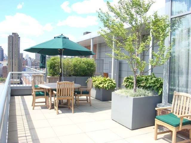 Riverwalk Place 455 Main St, Manhattan, NY 10044 - Photo 4 of 4