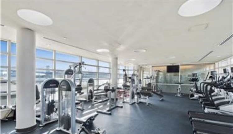 1 Northside Piers, Unit 6G Brooklyn, NY 11249 - Photo 13 of 19