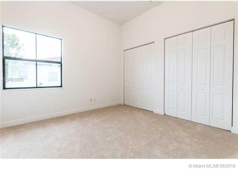 4405 Parkside Road Davie, FL 33328 - Photo 19 of 24 Gallery Image 19
