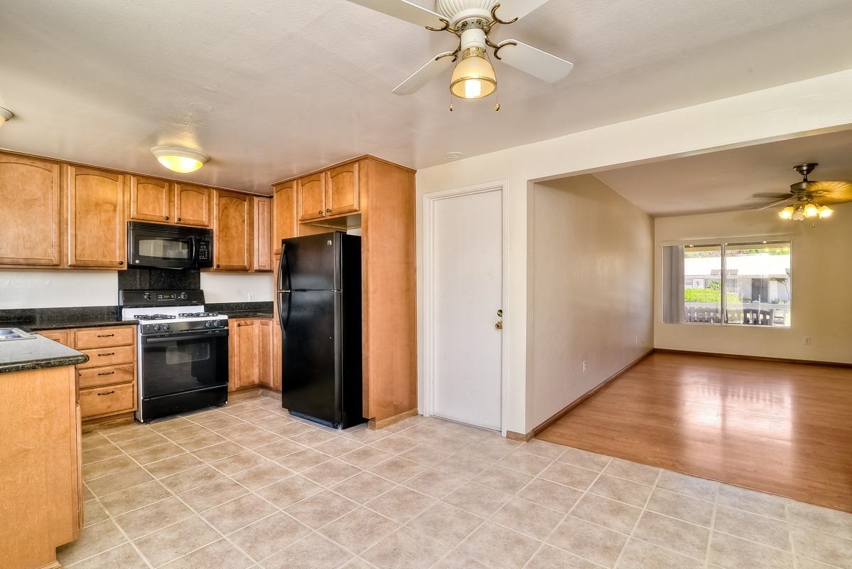 13404 Utopia Road Poway, CA 92064 - Photo 10 of 22