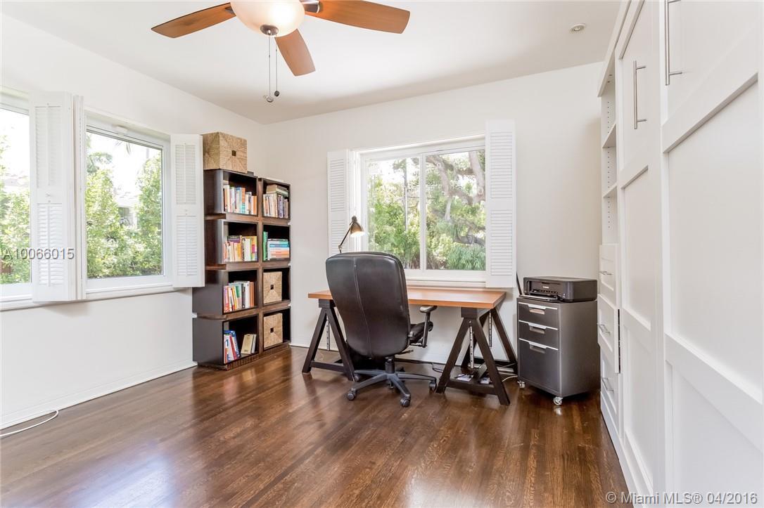 140 Southwest 24th Road Miami, FL 33129 - Photo 24 of 31