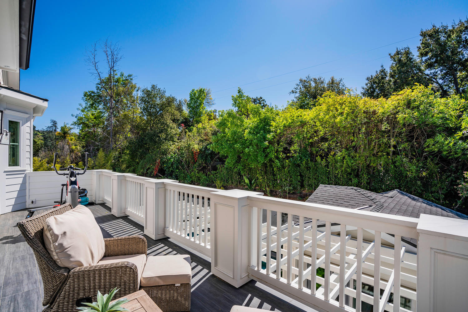 4143 Hayvenhurst Drive Encino, CA 91436 - Photo 37 of 60