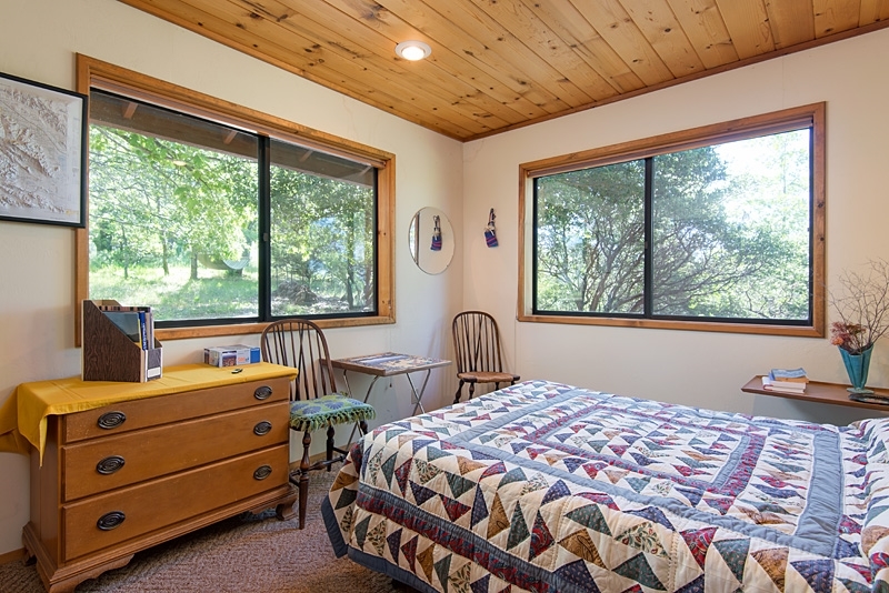 1070 Farmer Road Julian, CA 92036 - Photo 11 of 25 Gallery Image 11