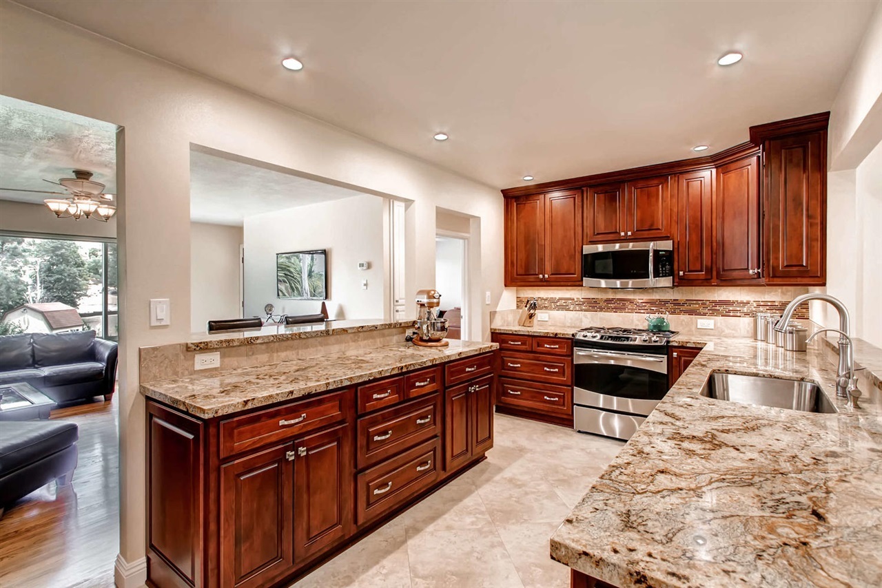 11373 Rocoso Road Lakeside, CA 92040 - Photo 6 of 25