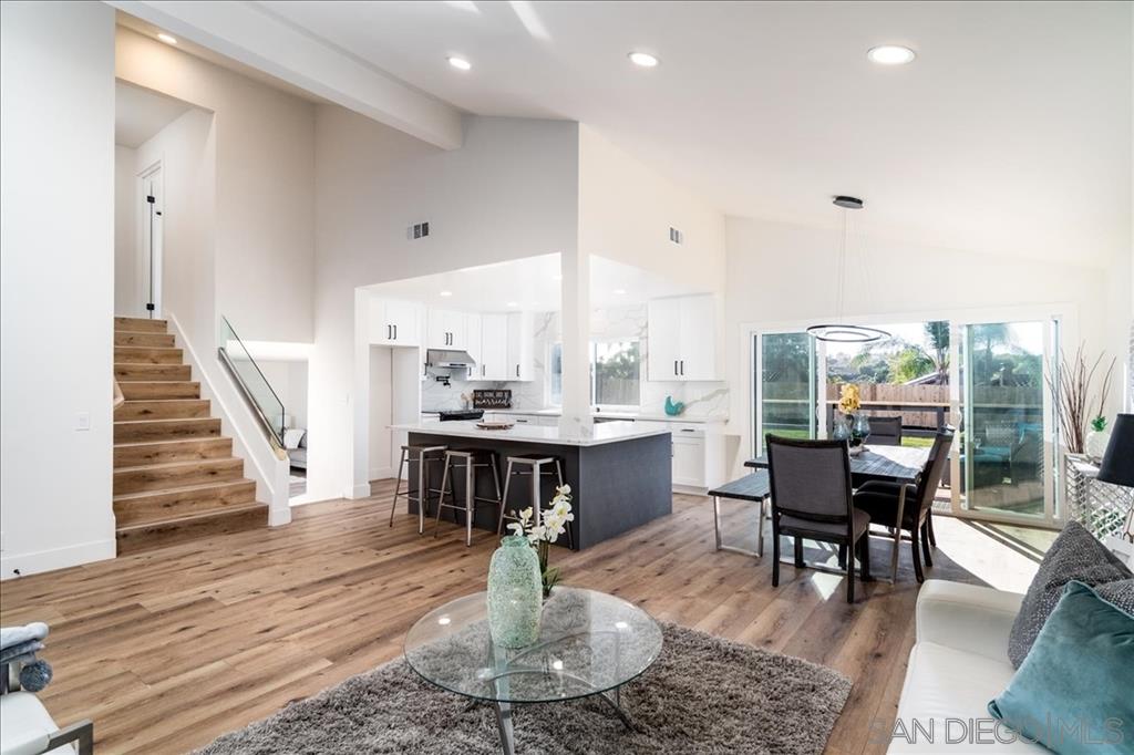 276 Cerro Street Encinitas, CA 92024 - Photo 2 of 25 Gallery Image 2