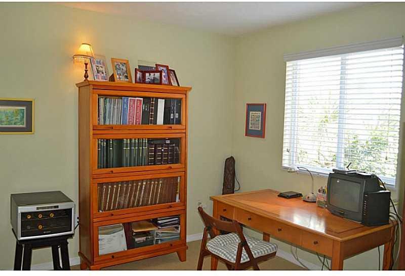 16544 Southwest 68th Terrace Miami, FL 33193 - Photo 29 of 33