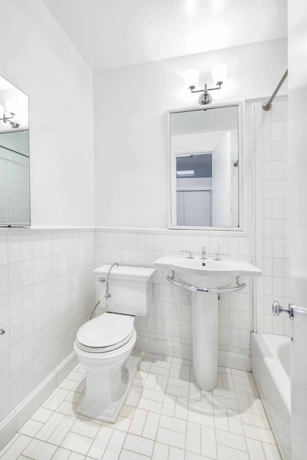 12 Gramercy Park South, Unit PH Manhattan, NY 10003 - Photo 13 of 14