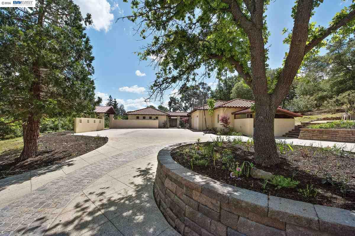 272 Cross Road Alamo, CA 94507 - Photo 1 of 1