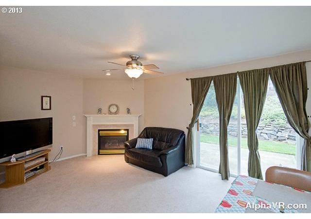 17805 Southwest Bryan Way Beaverton, OR 97007 - Photo 7 of 16 Gallery Image 7