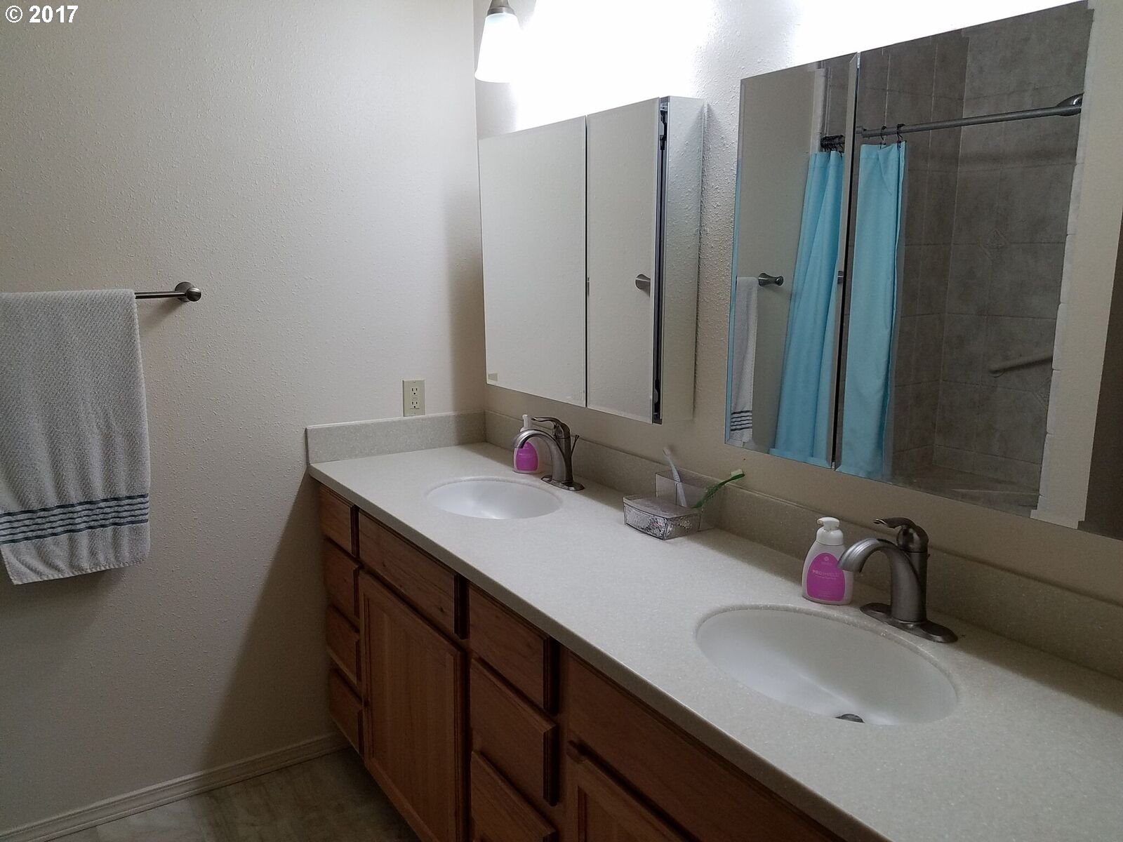 3735 Southwest Marshall Place Pendleton, OR 97801 - Photo 10 of 21
