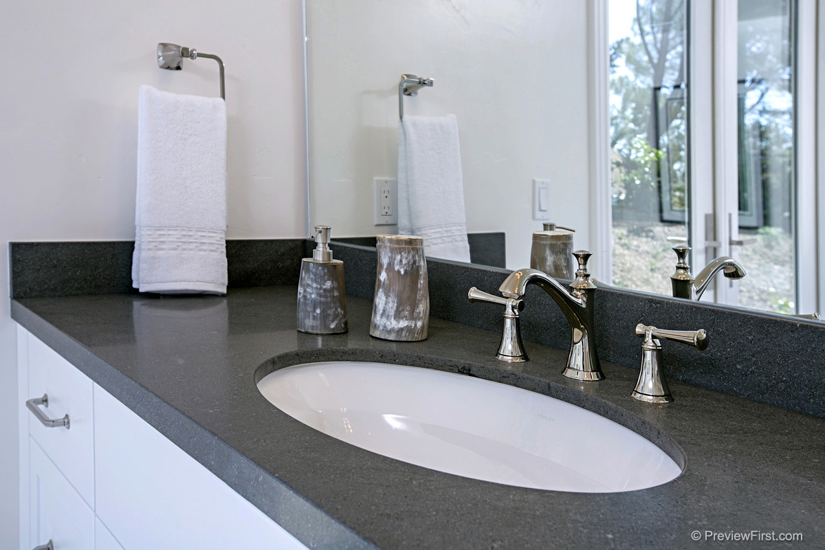 6531 Mimulus Rancho Santa Fe, CA 92067 - Photo 17 of 23