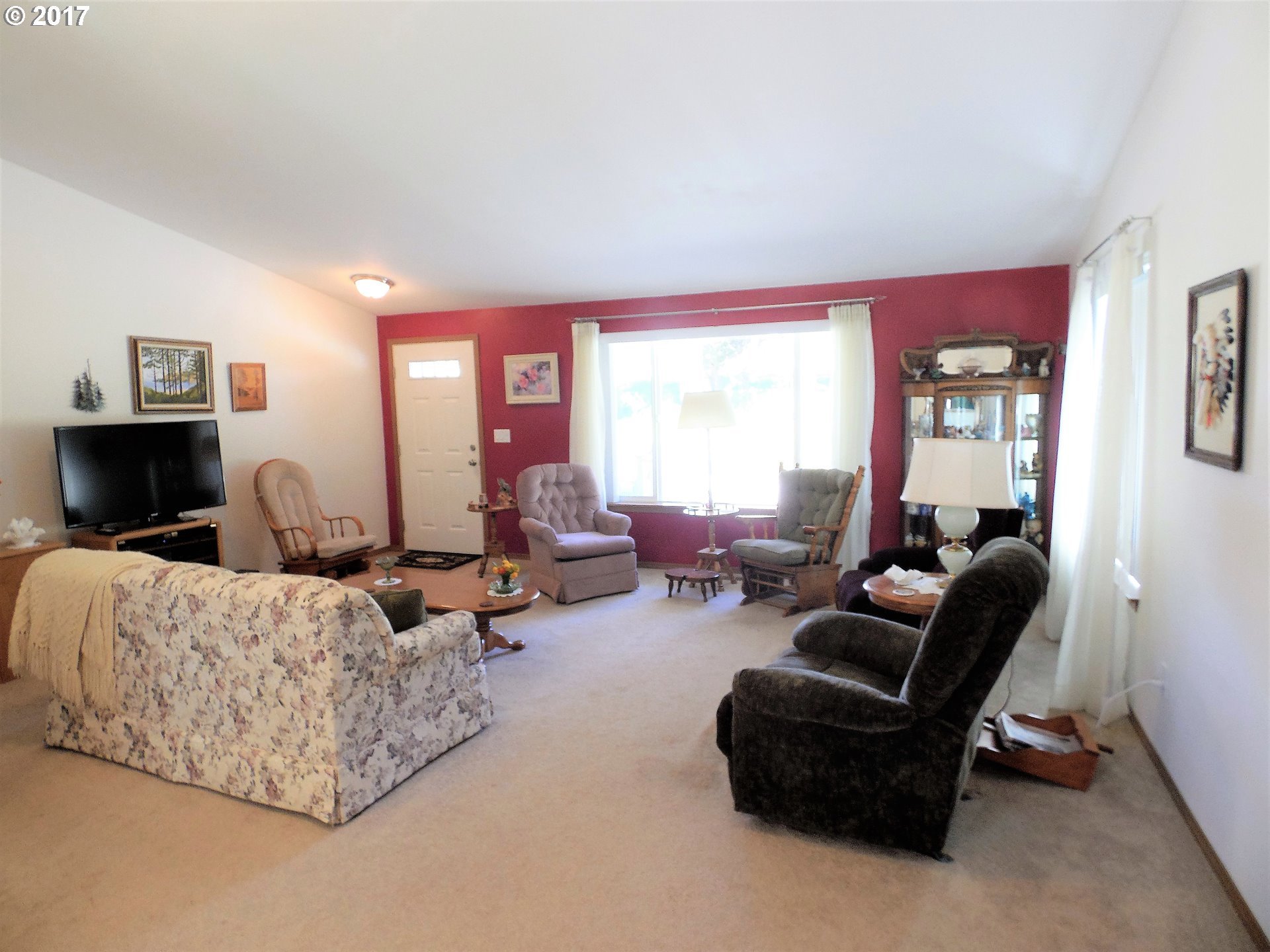 2961 South Myrtle Road Myrtle Creek, OR 97457 - Photo 7 of 32 Gallery Image 7