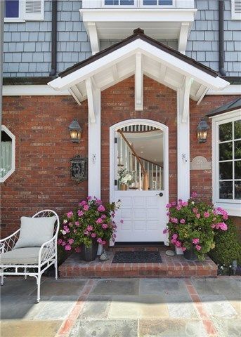 $2,500,000 | 218 Apolena Avenue, Newport Beach, CA 92662