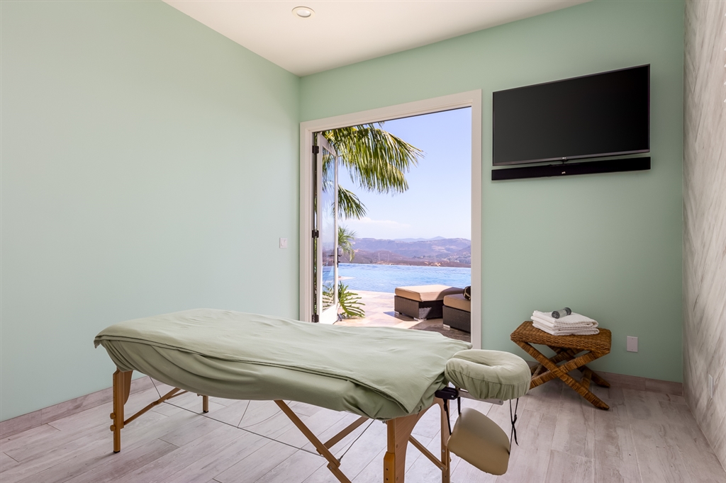 937 Pearl Drive San Marcos, CA 92078 - Photo 13 of 25