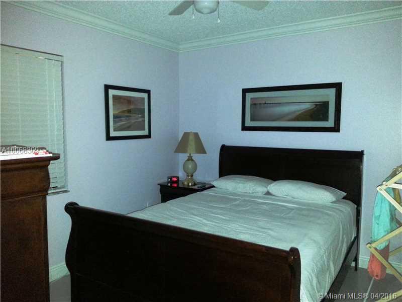 128 South Cypress Road, Unit 835 Pompano Beach, FL 33060 - Photo 17 of 35