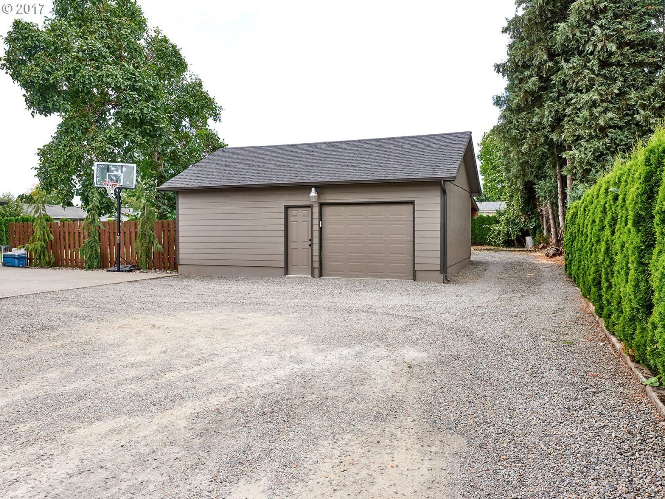 1365 Cooley Road Woodburn, OR 97071 - Photo 17 of 32 Gallery Image 17