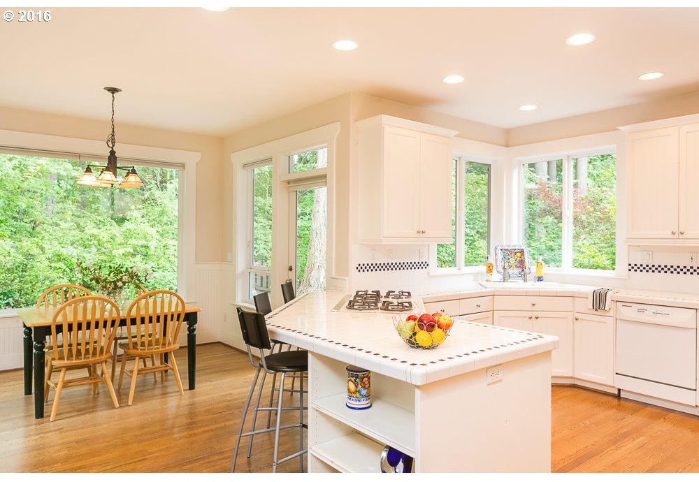 1139 Northwest Mayfield Road Portland, OR 97229 - Photo 13 of 26 Gallery Image 13