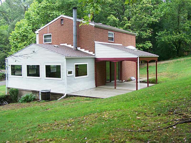 8151 Nixon Road Pittsburgh, PA 15237 - Photo 5 of 25 Gallery Image 5