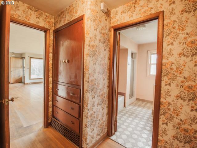 1620 Northwest Saltzman Road Portland, OR 97229 - Photo 8 of 14 Gallery Image 8