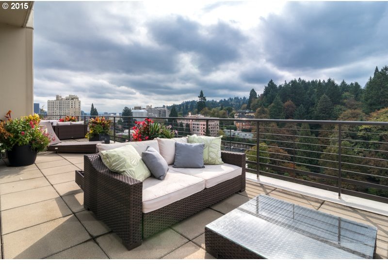 2351 Northwest Westover Road, Unit 1402 Portland, OR 97210 - Photo 7 of 17 Gallery Image 7