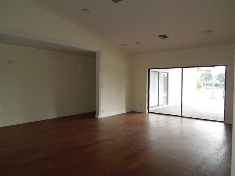 3605 Bridge Road Cooper City, FL 33026 - Photo 8 of 19