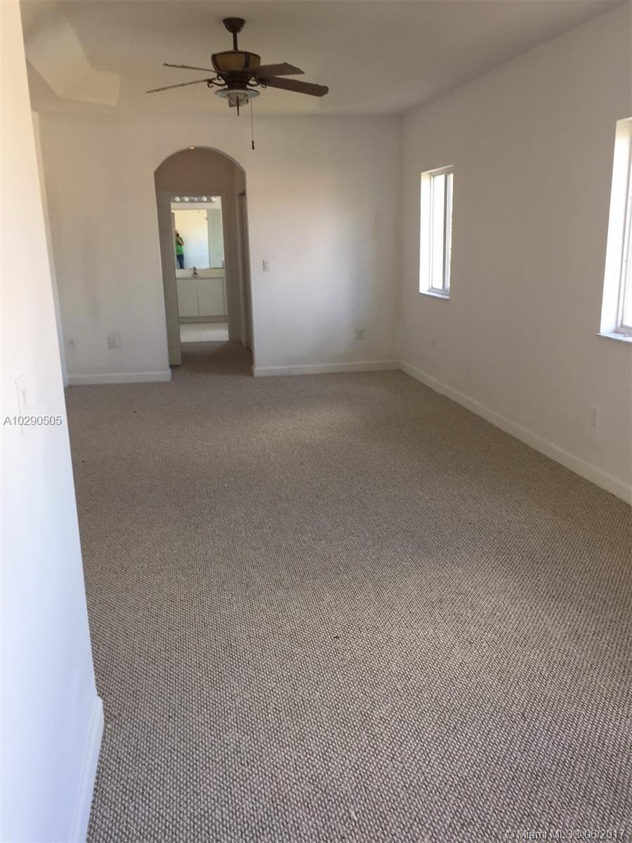 2006 Northeast 40th Road Homestead, FL 33033 - Photo 14 of 32 Gallery Image 14