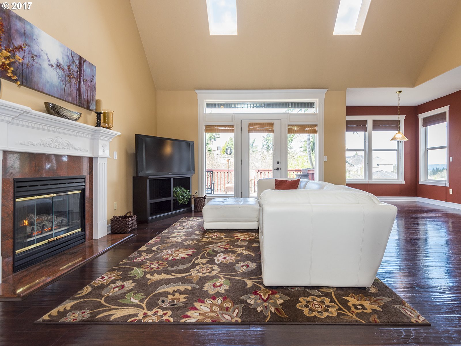 12859 Southwest Ridgefield Lane Tigard, OR 97223 - Photo 9 of 32 Gallery Image 9