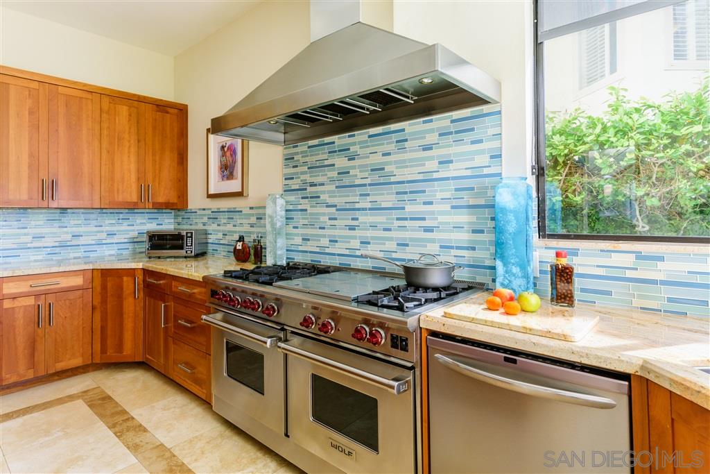 4 Buccaneer Way Coronado, CA 92118 - Photo 14 of 24