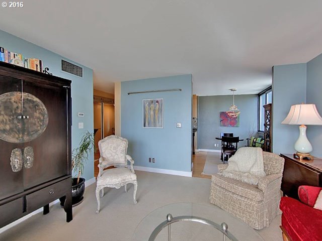 111 Southwest Harrison Street, Unit 11F Portland, OR 97201 - Photo 3 of 16