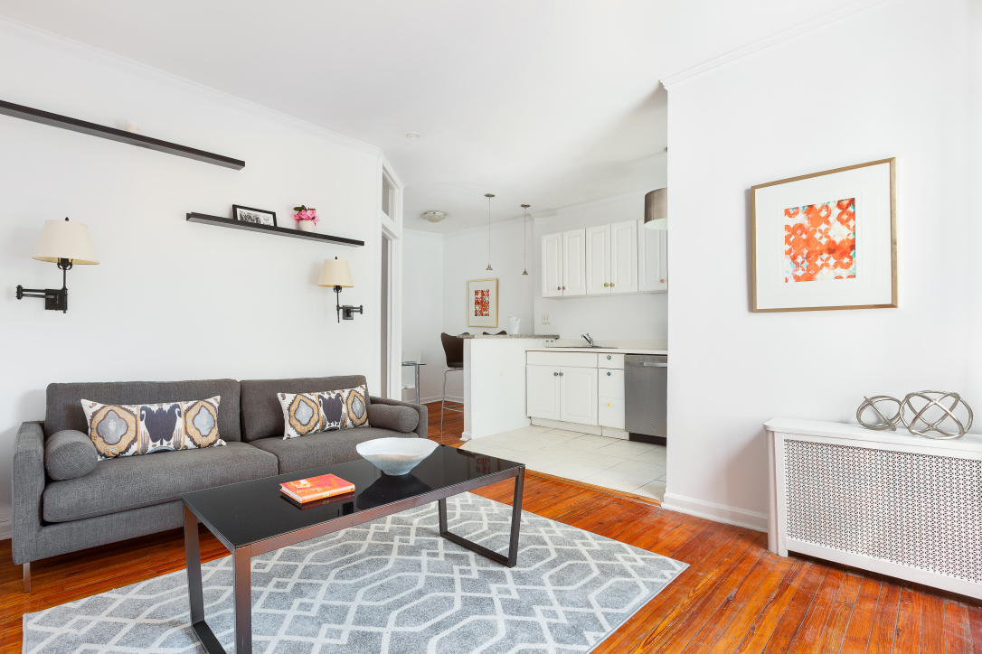 204 West 10th Street, Unit 14S Manhattan, NY 10014 - Photo 1 of 5