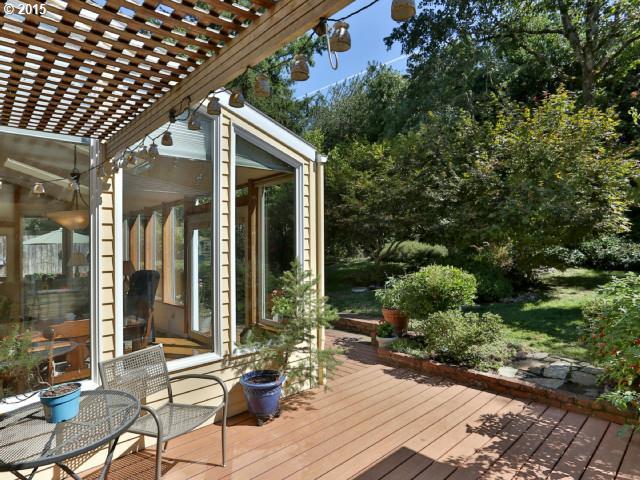 4414 Southwest 41st Avenue Portland, OR 97221 - Photo 2 of 16 Gallery Image 2