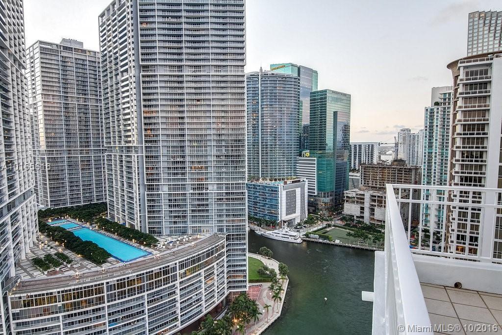 801 Brickell Key Boulevard, Unit 3102 Miami, FL 33131 - Photo 8 of 23