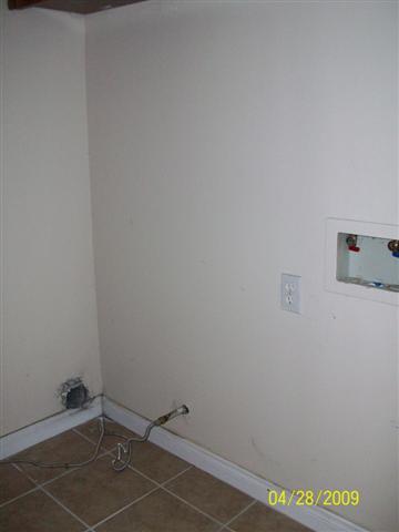 4020 Amherst Forest Road Bakersfield, CA 93313 - Photo 7 of 13 Gallery Image 7