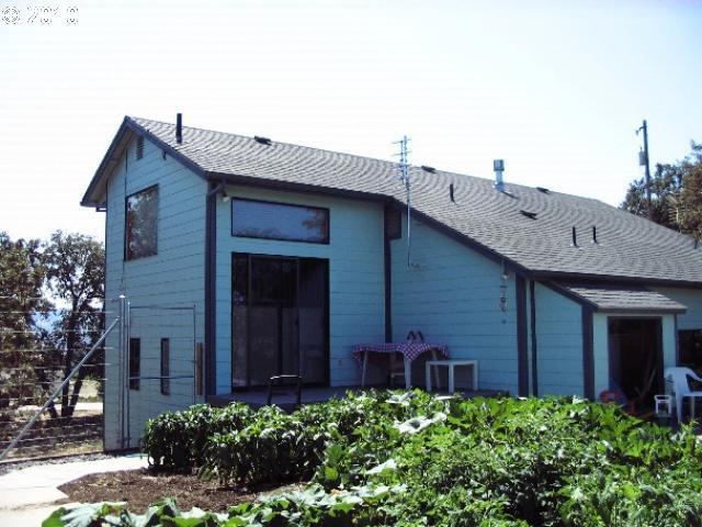 5155 Cherry Heights Road The Dalles, OR 97058 - Photo 8 of 16 Gallery Image 8