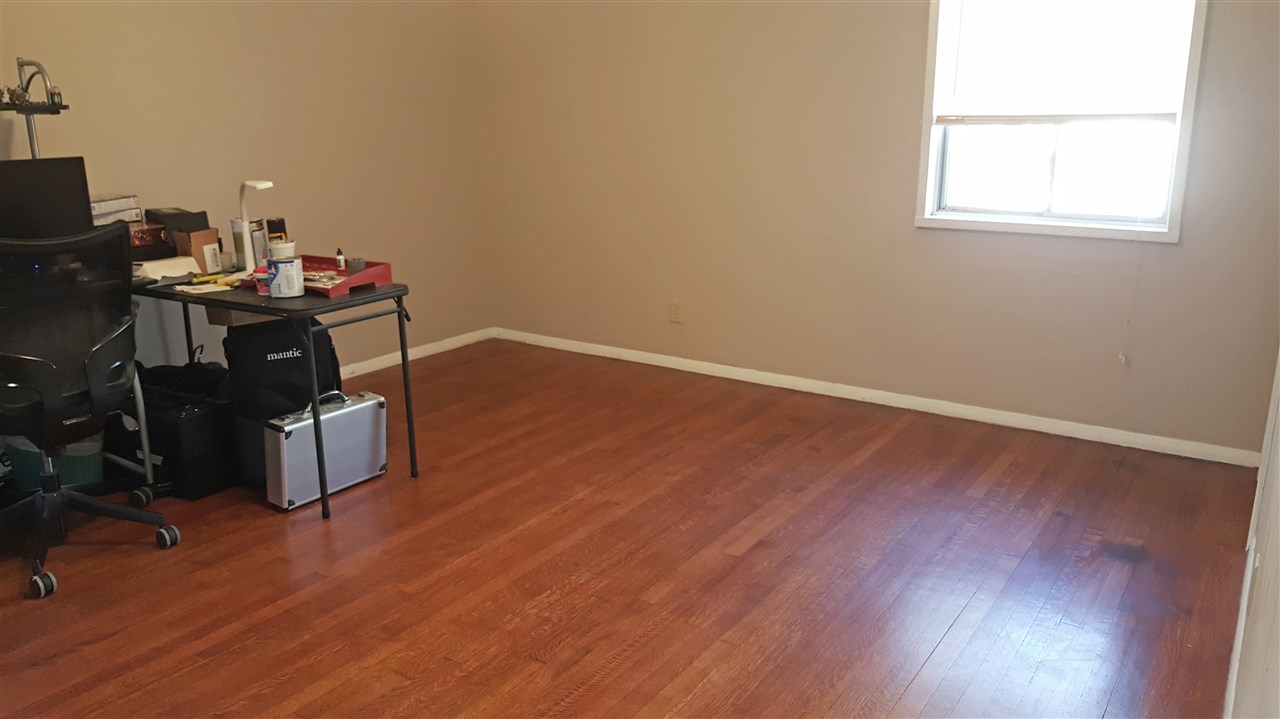 527 Chalmers Road Memphis, TN 38120 - Photo 22 of 25