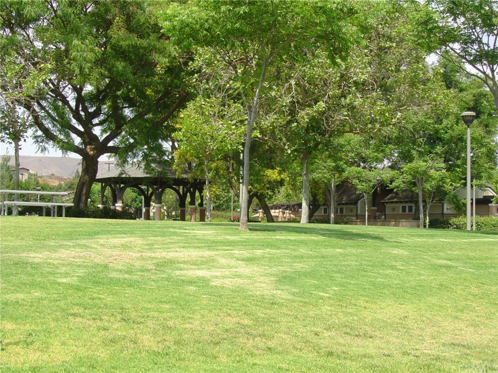 32 Silveroak Irvine, CA 92620 - Photo 36 of 38