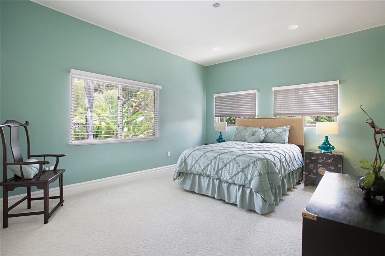 17680 Circa Oriente Rancho Santa Fe, CA 92067 - Photo 15 of 25