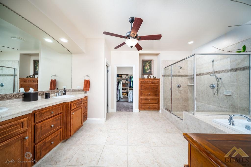 12307 Trinity River Drive Bakersfield, CA 93312 - Photo 20 of 40