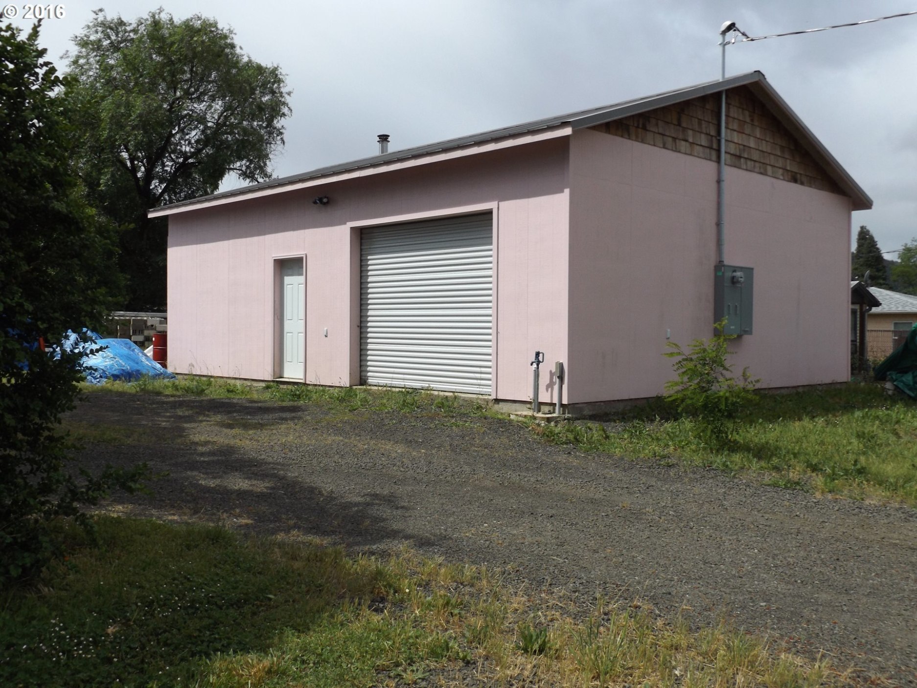 409 South Comstock Road Sutherlin, OR 97479 - Photo 20 of 22 Gallery Image 20