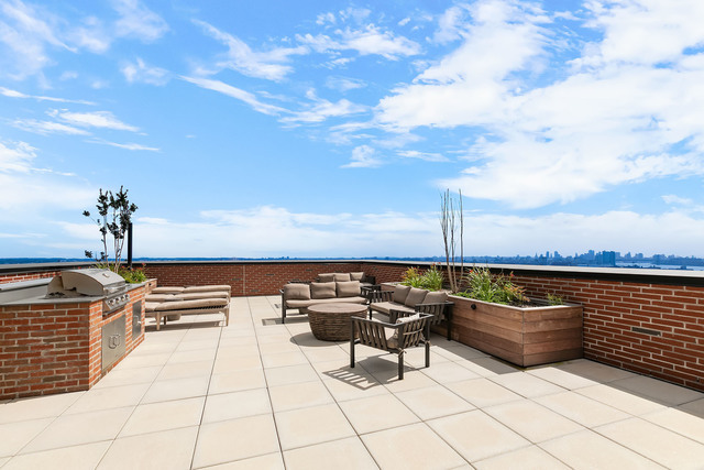 The Harrison 27-21 44th Dr, Queens, NY 11101 - Photo 8 of 9