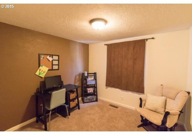 83 Southwest Emerald Place Sublimity, OR 97385 - Photo 3 of 16 Gallery Image 3