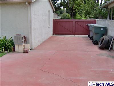 1530 West Kenneth Road Glendale, CA 91201 - Photo 11 of 11