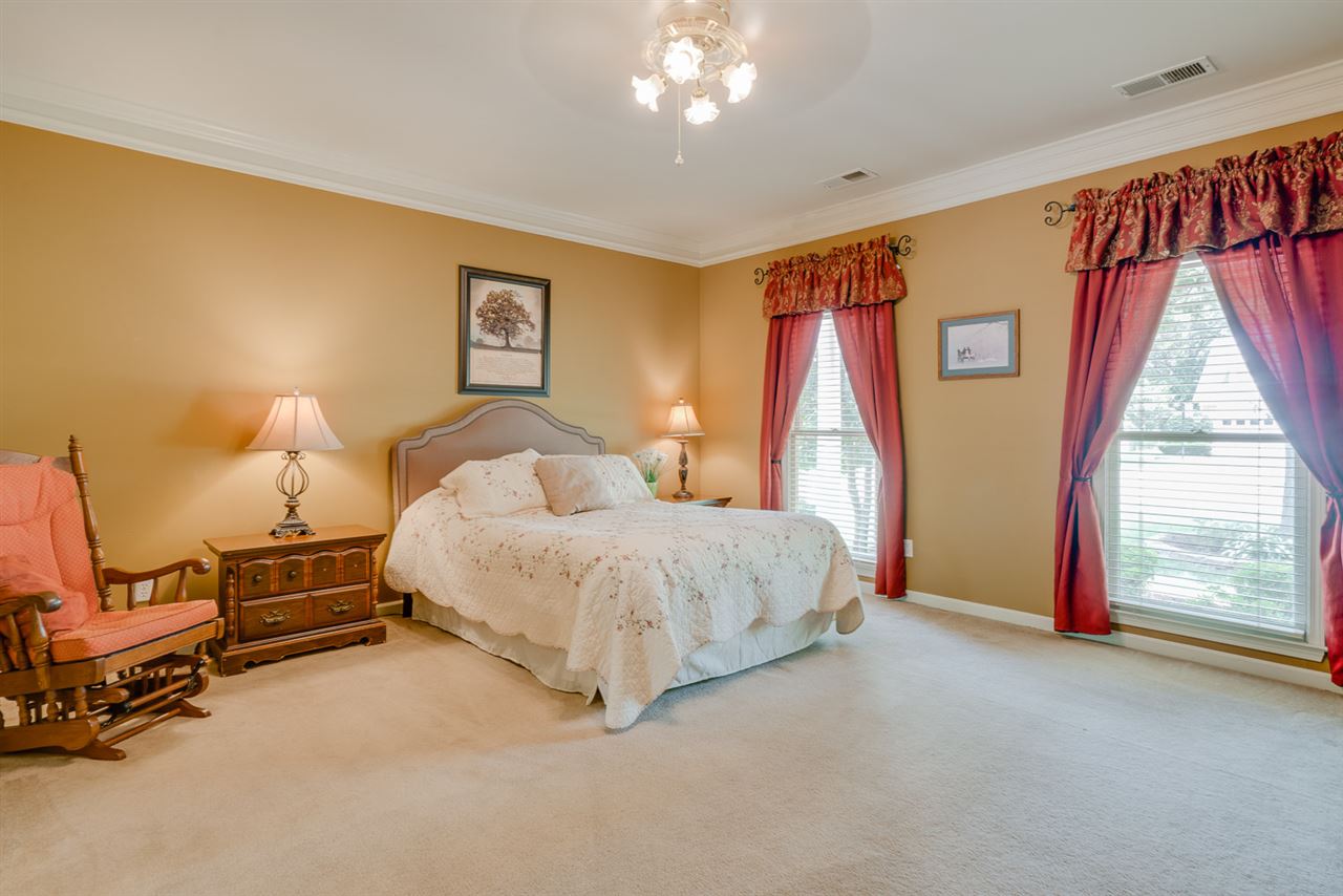 715 Coleherne Road Collierville, TN 38017 - Photo 10 of 25 Gallery Image 10