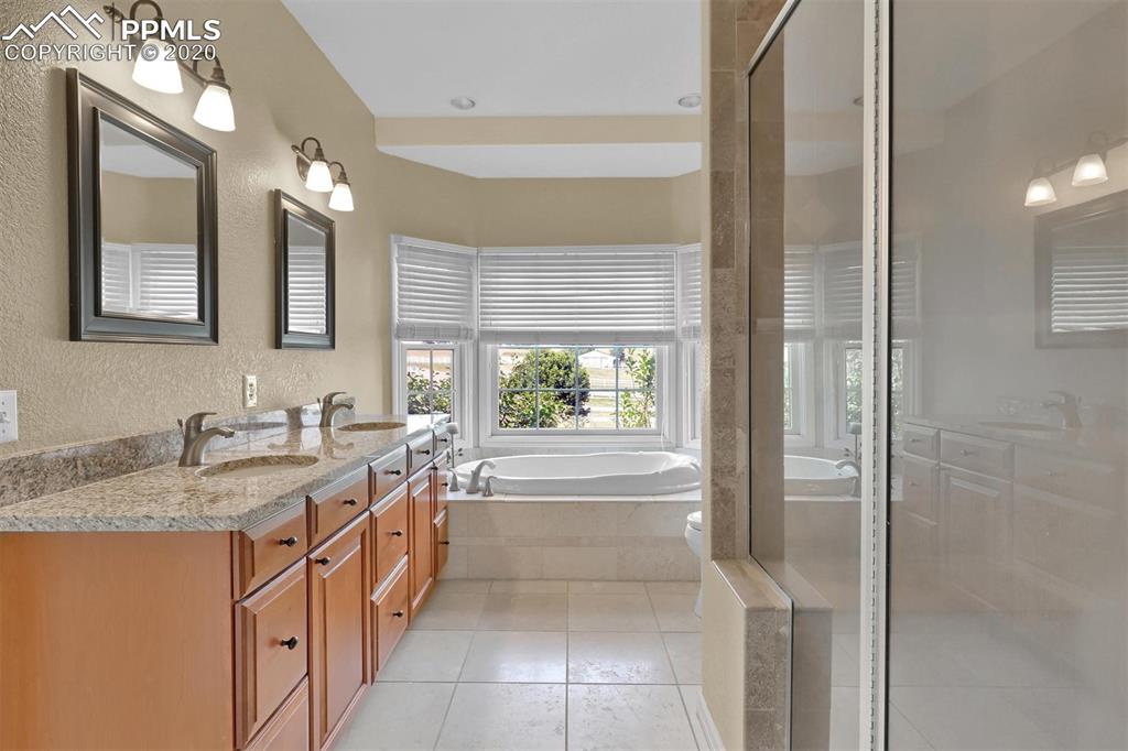 43312 Pearson Ranch Loop Parker, CO 80138 - Photo 23 of 34