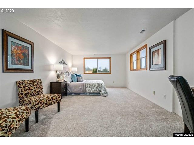 32525 Coburg Bottom Loop Road Eugene, OR 97408 - Photo 18 of 32 Gallery Image 18